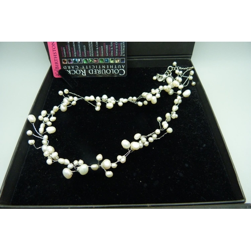 924 - A Coloured Rocks baroque pearl necklace set in sterling silver