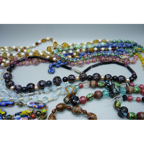 926 - A collection of bead jewellery