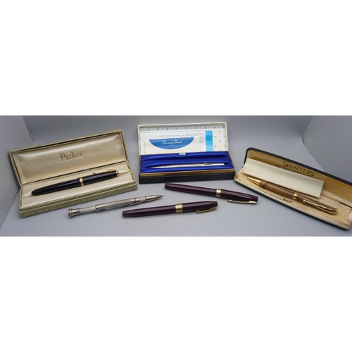 951 - Sheaffer, Parker and other pens, one Sheaffer with 14k gold nib