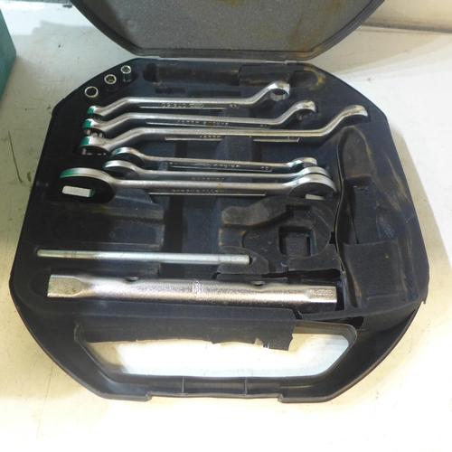 2020 - Qty. of spanners and full car kit and key box with key