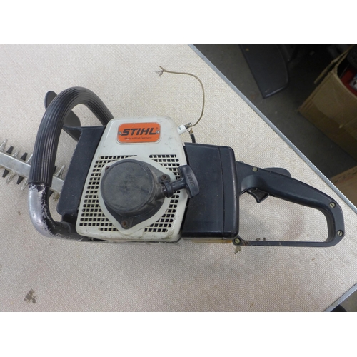 2145 - Stihl hedge trimmer (H560AV)