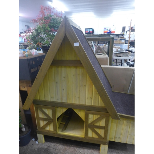 2192 - Chicken coup/house