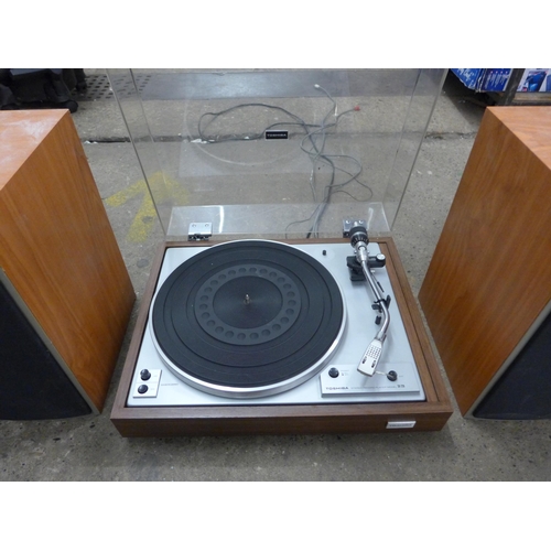 2273 - Toshiba stereo record player SR-220 and two Wharfedale speakers