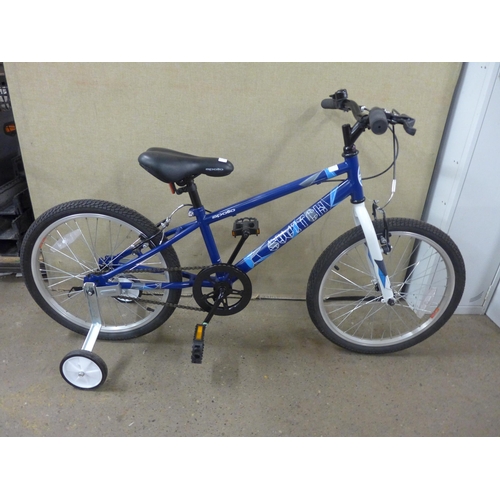 2335 - Apollo Switch boy's bike with stabilisers - Police repossession