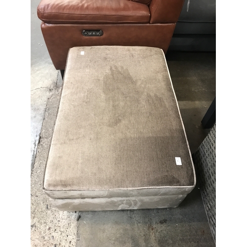 1464 - A mink upholstered storage footstool