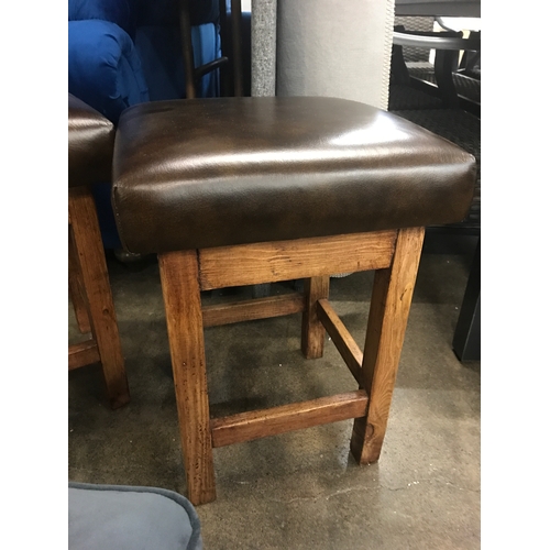 1467 - Two leather topped stools