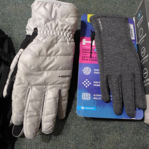 3167 - Women's Head gloves, sports pants and Puma bras * this lot is subject to VAT