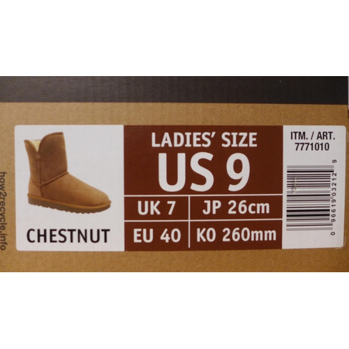 3176 - Pair of women's chestnut coloured Shearling boots - size UK 7 * this lot is subject to VAT