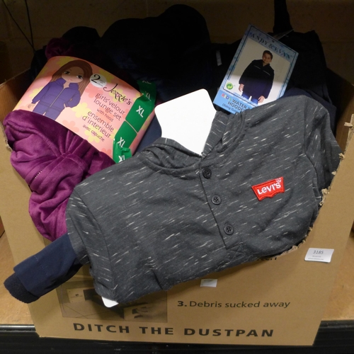 3185 - Box of child's clothing - assorted sizes, styles & colours * this lot is subject to VAT