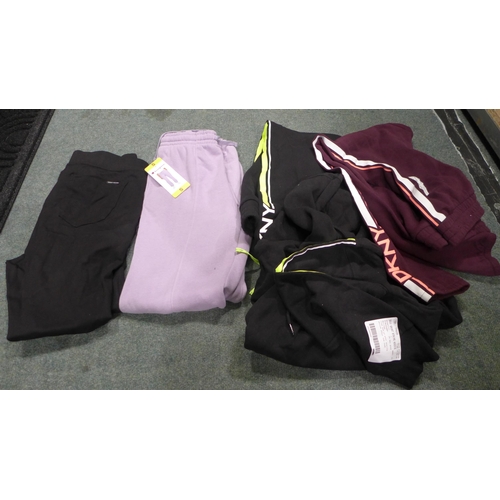 3235 - Assorted women's branded clothing, including DKNY & Champion - mixed sizes, styles & colours * this ... 