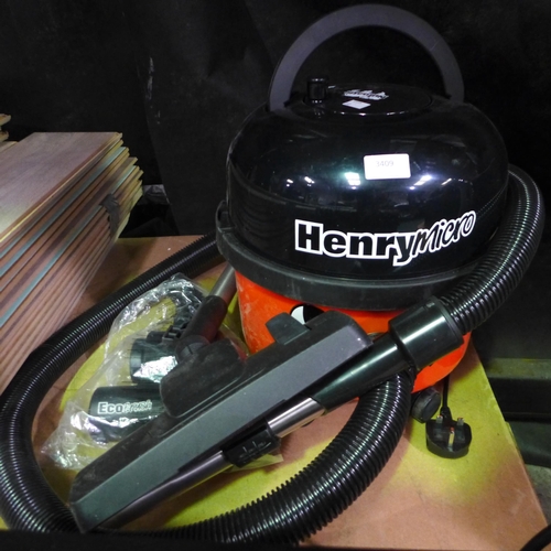 3409 - Henry Micro Hi-Flo Vacuum Cleaner (model:- 900671/HVR200M), original RRP £139.99 + VAT (289-418) * T... 