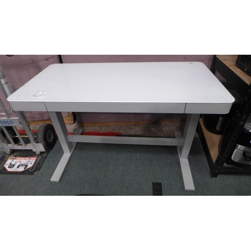 3424 - Tech White Adjustable Power Desk, original RRP £239.99 + VAT (289-16) * This lot is subject to VAT