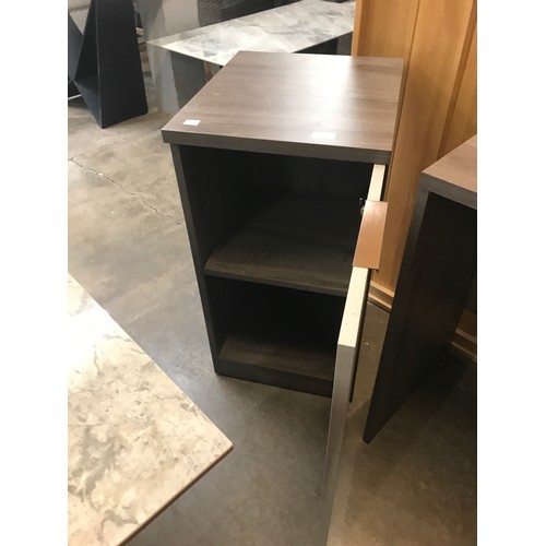 1523 - A Lardale single drawer smoked oak desk with cabinet