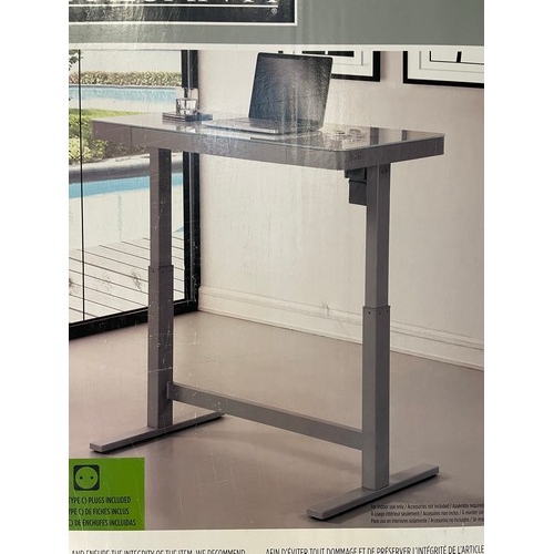 1524 - White Tech Power Adjustable Desk, original RRP £266.66 + VAT (4165-18) * This lot is subject to VAT ... 