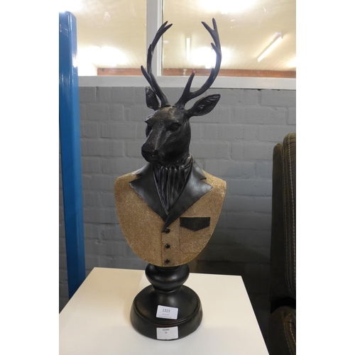 1323 - Charles the Stag bust, H 23cms (2231126)   #