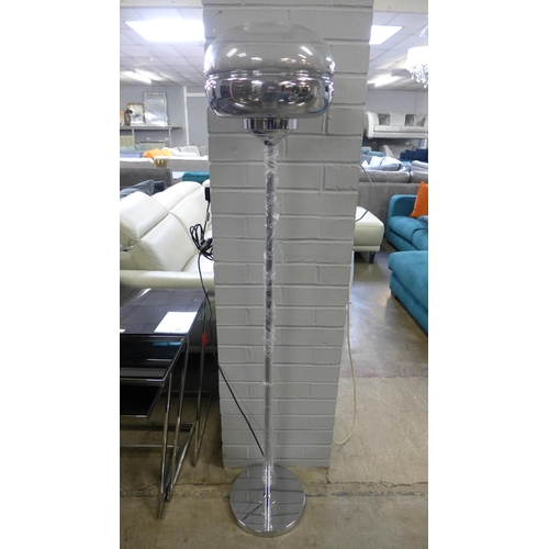 1373 - A retro style floor standing lamp