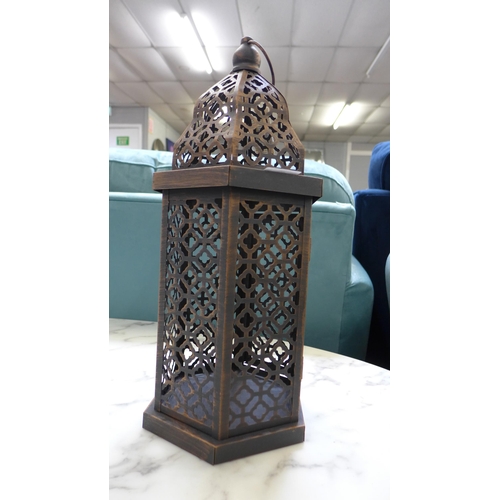 1454 - A large rustic metal lantern - H 44cms (644919212)