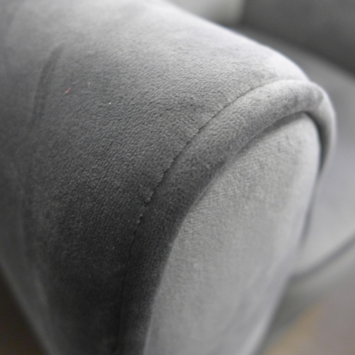 1474 - A Hoxton grey velvet button back armchair