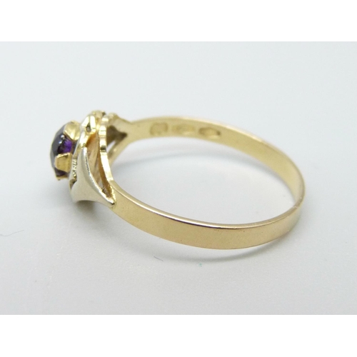 1008 - An 18ct gold solitaire ring, 1.4g, L