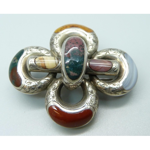 1025 - A large Scottish pebble brooch set with bloodstone, jasper and Montrose agate, circa 1860-80