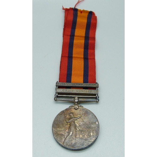 1066 - A Queens South Africa medal with two clasps, Cape Colony and Orange Free State to 2459 Pte. R. Harve... 