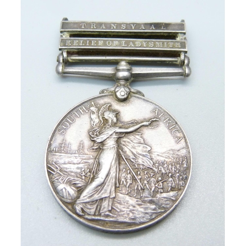 1067 - A Queens South Africa medal, two clasps, Transvaal and Relief of Ladysmith, Lieut. R.H. Alcock Durba... 