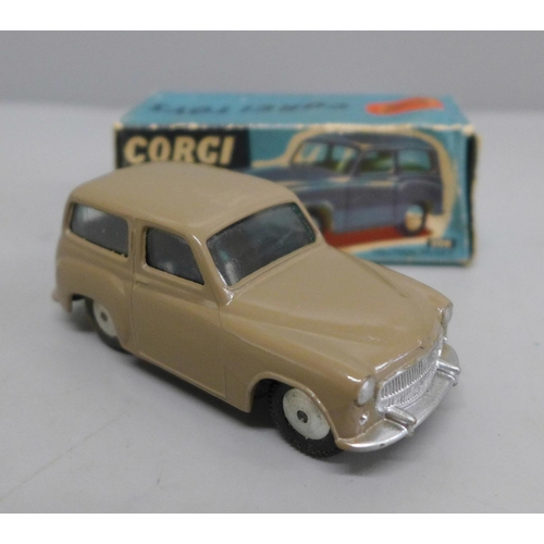 617 - A Corgi Toys no.206 Hillman Husky with grey body and flat spun wheels in original blue box, box a/f