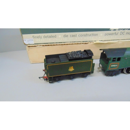 633 - A Tri-ang Wrenn 00/HO Mallard locomotive, boxed