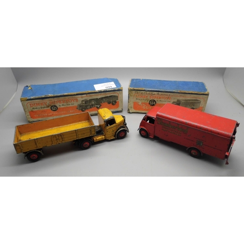 660 - Two Dinky Supertoys model vehicles:- no.514 Guy Van and no.521 Bedford Articulated Lorry, boxed