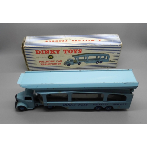 661 - A Dinky Toys no. 582 Pullmore Car Transporter, boxed