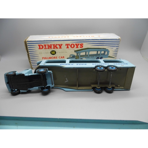 661 - A Dinky Toys no. 582 Pullmore Car Transporter, boxed