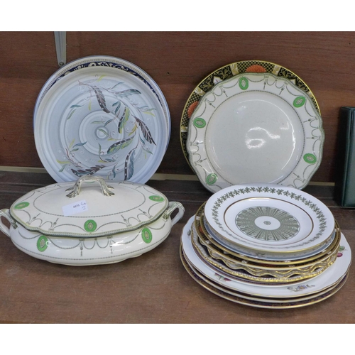 677 - A collection of decorative plates including Abbeydale, a Royal Doulton Countess tureen and matching ... 