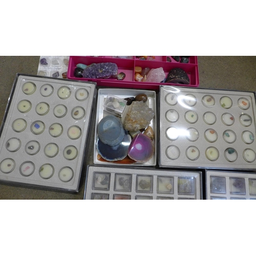 749 - A collection of mineral samples in display boxes and loose