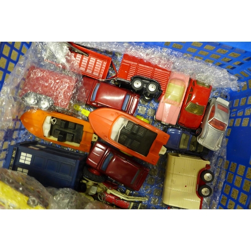 755 - A collection of die-cast model vehicles including Corgi, Dinky and Matchbox