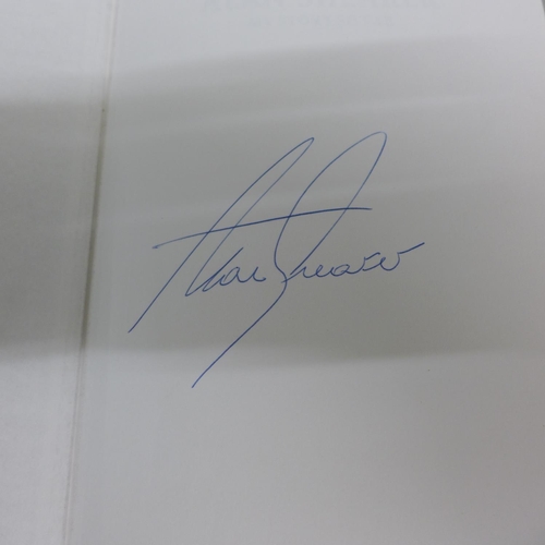 757 - A signed Alan Shearer autobiography 