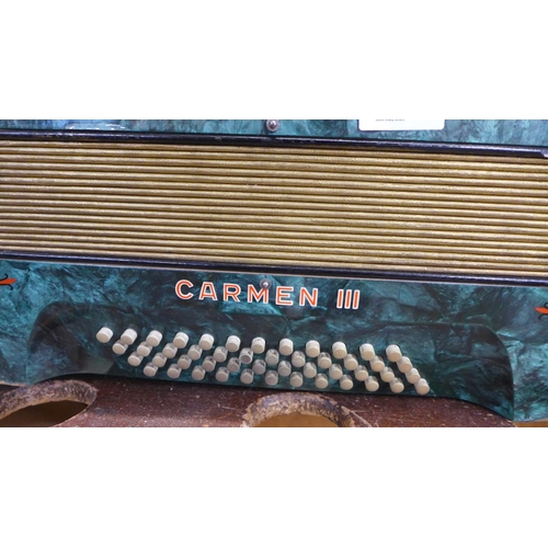 790 - A Hohner Carmen III accordion