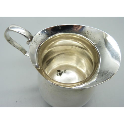 814 - A silver jug, James Dixon & Sons, Sheffield 1947, 131g