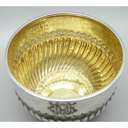 815 - A Victorian silver and gilt bowl, London 1885, 70g