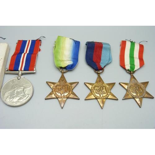 868 - A set of five WWII medals including Palestine General Service medal to E.E. Clinton D.S.O., boxed, T... 