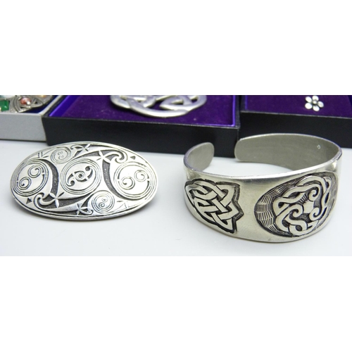 877 - Celtic style jewellery including St. Justin