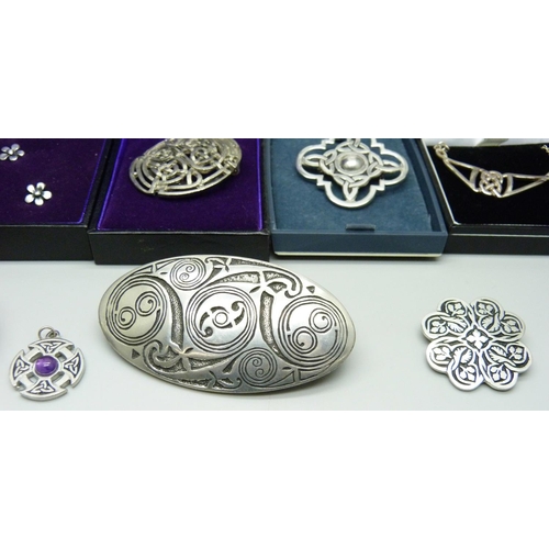 877 - Celtic style jewellery including St. Justin