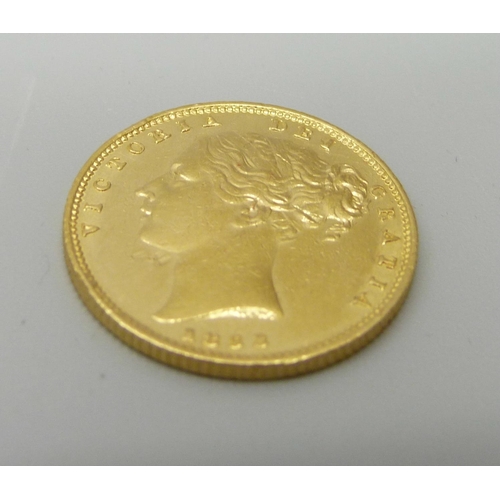 887 - A rare 1853 gold full sovereign