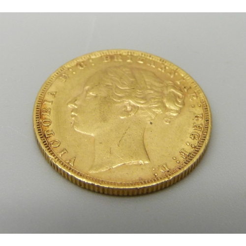 908 - A rare Victorian 1876 gold full sovereign