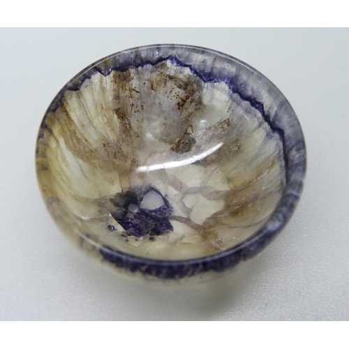 996 - A small Blue John bowl, 36mm diameter