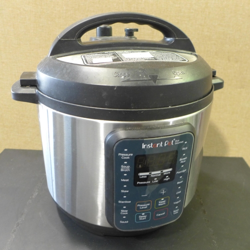 3047 - Instant Pot Gourmet (290-196) * This lot is subject to VAT