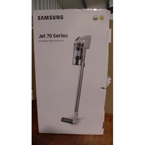 3077 - Samsung Jet 70 Pet Vacuum Cleaner - With Battery/Charger, original RRP £299.99 + VAT  (290-126) * Th... 