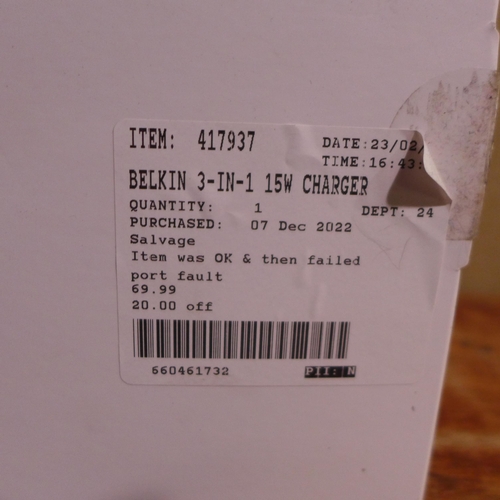 3082 - Belkin 3-In-1 15w Wireless White Charger (290-38) * This lot is subject to VAT