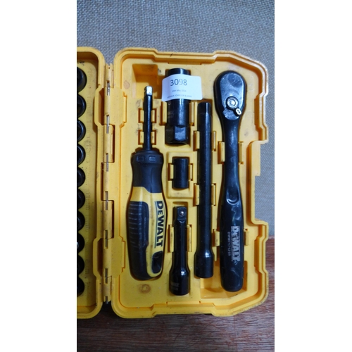 3098 - Dewalt Mechanics Set (290-137) * This lot is subject to VAT