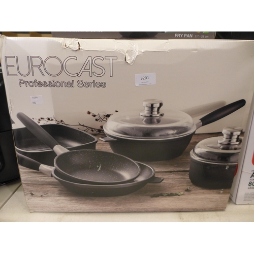 3201 - Berghoff Eurocast Deluxe Cookware Set, original RRP £229.99 + VAT (290-18) * This lot is subject to ... 