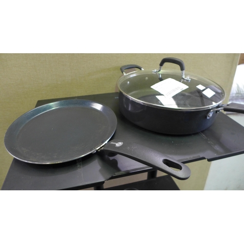 3240 - Tramontina Saute Pan (5.2l) and Greenpan Pancake Pan (28cm)  (290-36,40) * This lot is subject to VA... 